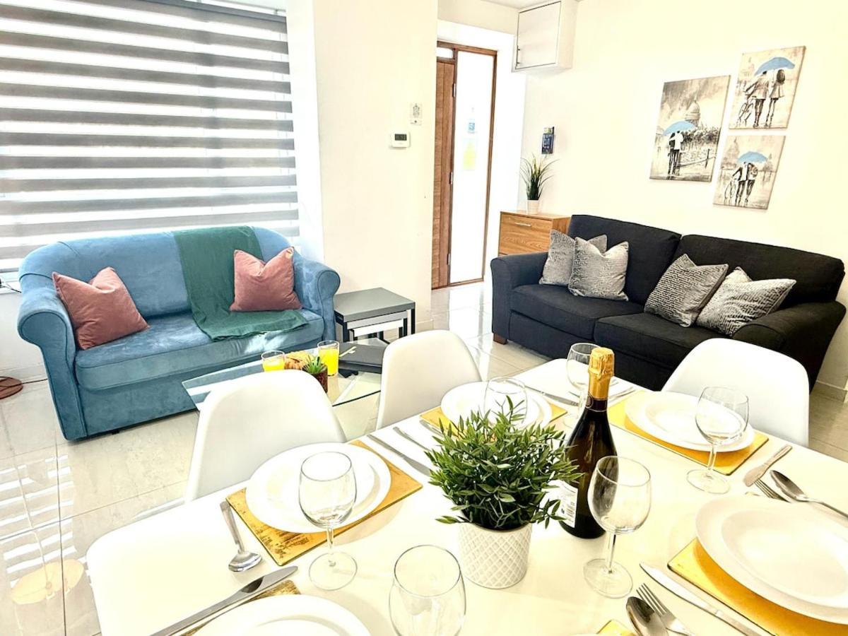 Walnut Luxurious 2-Bedroom With Ensuite - Parking, Netflix, Wifi - Close To Oxford, Bicester & Blenheim Palace Kidlington Exterior foto