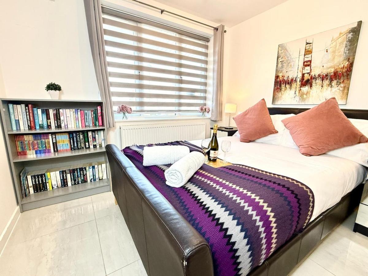 Walnut Luxurious 2-Bedroom With Ensuite - Parking, Netflix, Wifi - Close To Oxford, Bicester & Blenheim Palace Kidlington Exterior foto